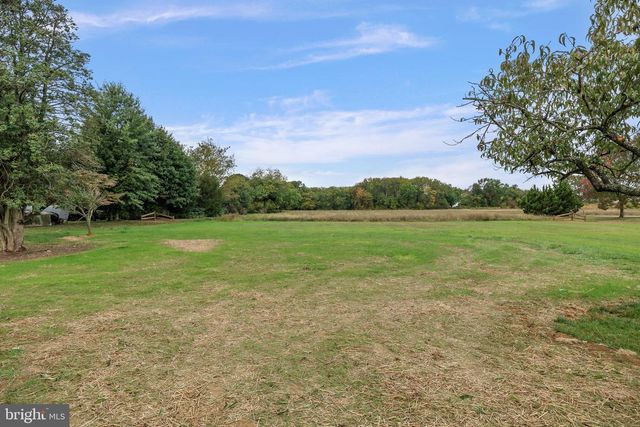 11 VALLEY FARM RD, Westampton, NJ 08060