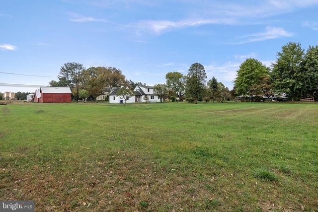 11 VALLEY FARM RD, Westampton, NJ 08060