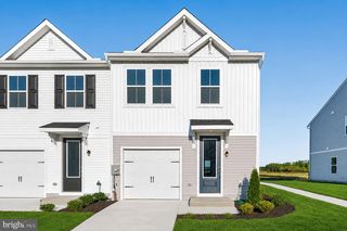 302 CLEMENT LOOP, Salisbury, MD 21804