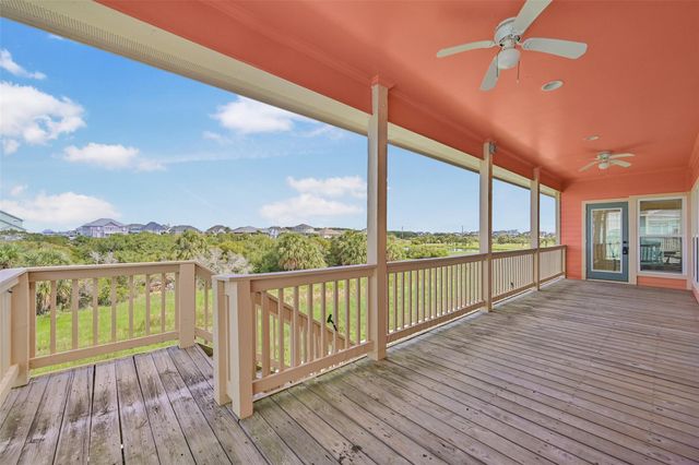 13610 Windlass Circle, Galveston, TX 77554