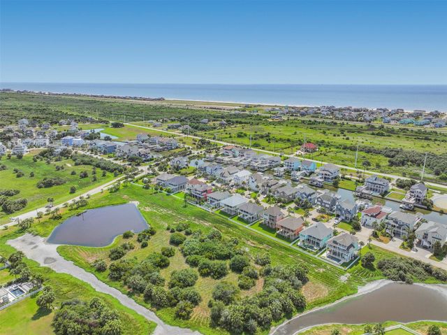 13610 Windlass Circle, Galveston, TX 77554