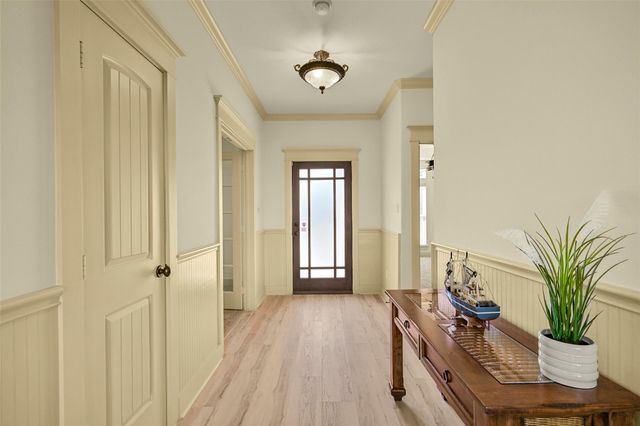 13610 Windlass Circle, Galveston, TX 77554