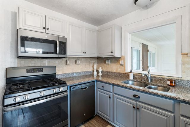 2820 53RD STREET S, Gulfport, FL 33707