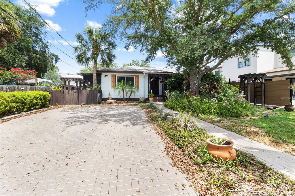 2820 53RD STREET S, Gulfport, FL 33707