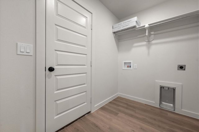 2406 Aberdeen Avenue, Wolfforth, TX 79382