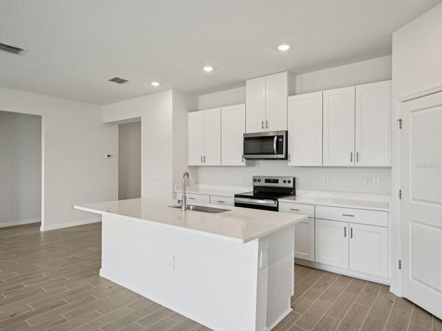 1740 COOLRIDGE PLACE, Zephyrhills, FL 33541