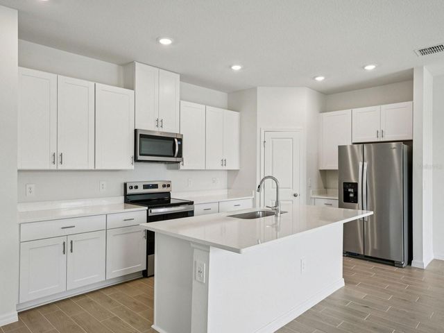 1740 COOLRIDGE PLACE, Zephyrhills, FL 33541