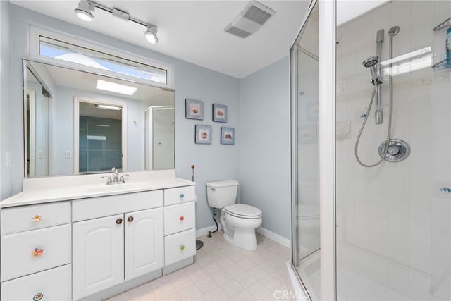 1880 N El Camino Real 2, San Clemente, CA 92672