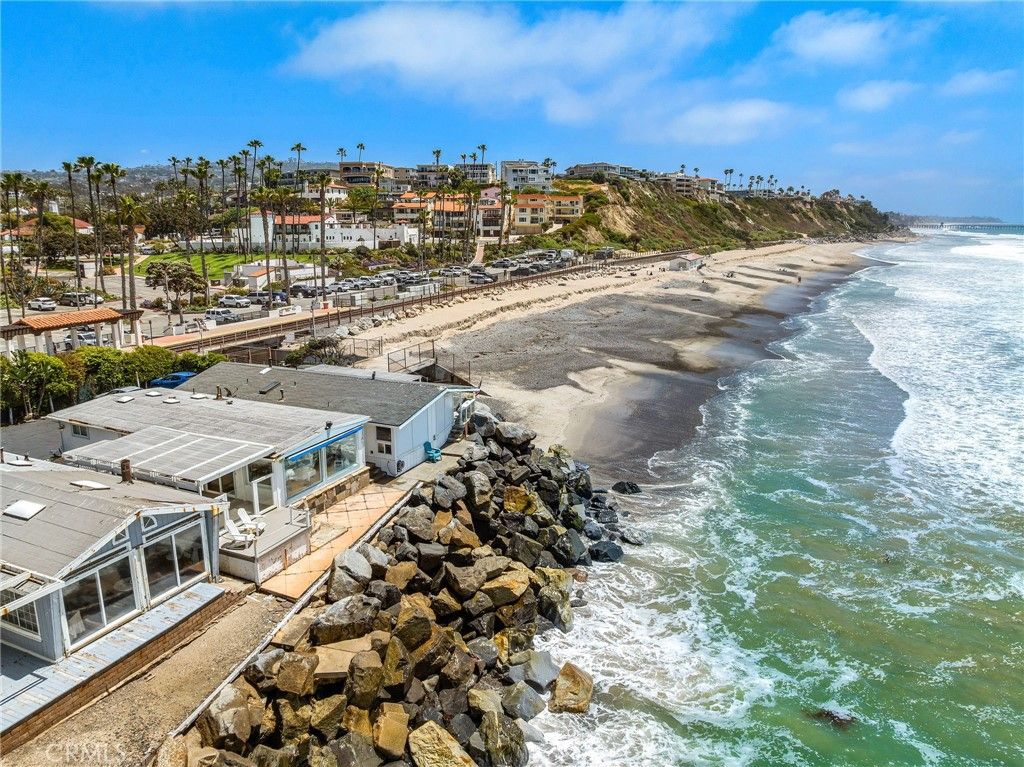 1880 N El Camino Real 2, San Clemente, CA 92672