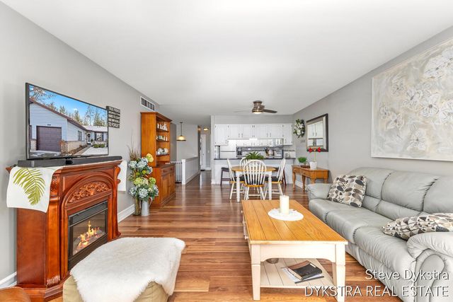 2144 Ter Van Drive Ne, City Of Grand Rapids, MI 49505