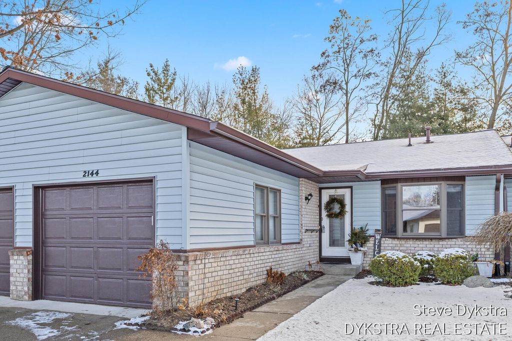 2144 Ter Van Drive Ne, City Of Grand Rapids, MI 49505