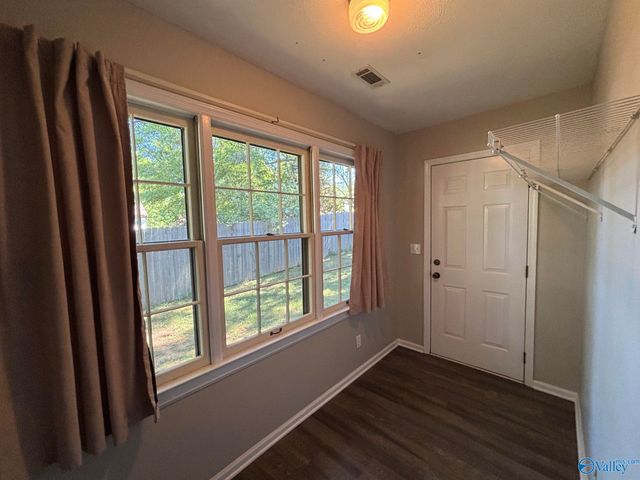 2705 Willena Drive, Huntsville, AL 35803