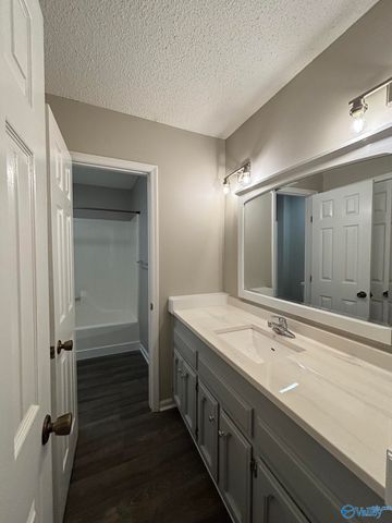 2705 Willena Drive, Huntsville, AL 35803