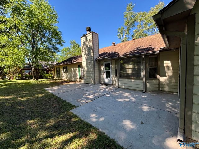 2705 Willena Drive, Huntsville, AL 35803