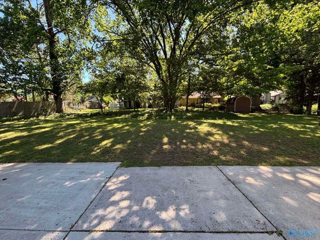 2705 Willena Drive, Huntsville, AL 35803