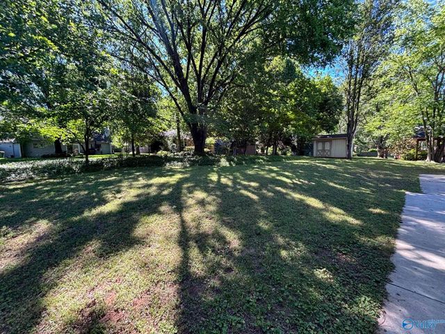 2705 Willena Drive, Huntsville, AL 35803
