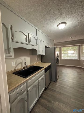 2705 Willena Drive, Huntsville, AL 35803