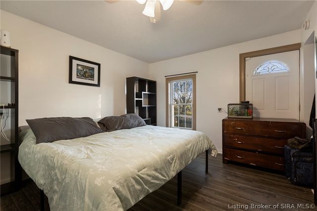 826 E 8th Street, New Albany, IN 47150