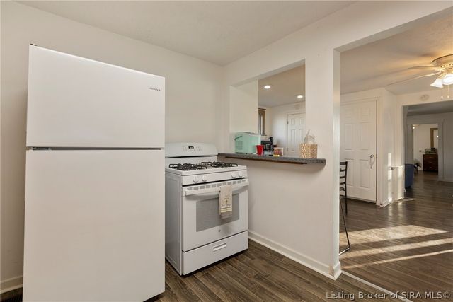 826 E 8th Street, New Albany, IN 47150