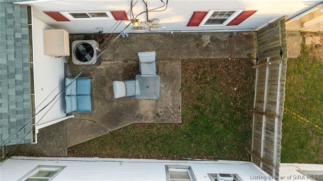 826 E 8th Street, New Albany, IN 47150