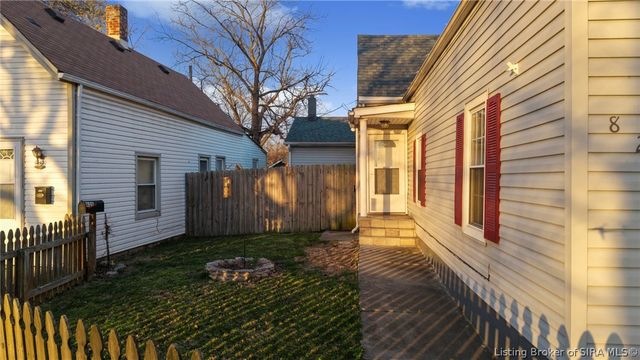 826 E 8th Street, New Albany, IN 47150