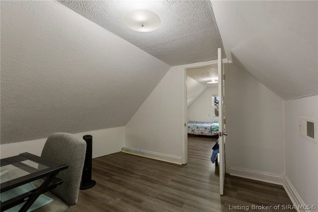 826 E 8th Street, New Albany, IN 47150