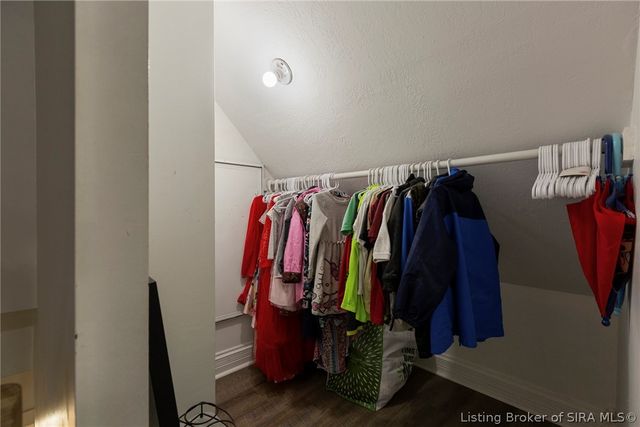 826 E 8th Street, New Albany, IN 47150