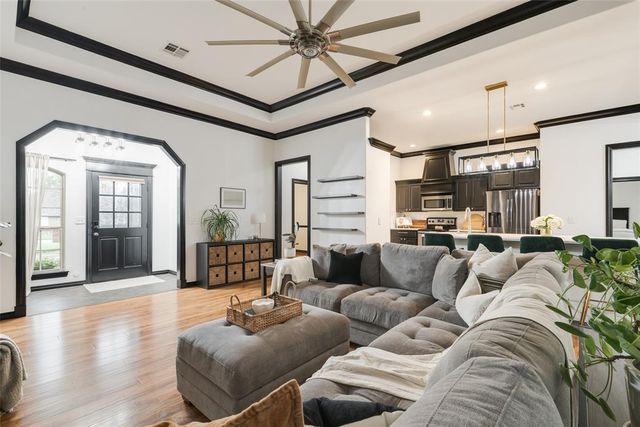 1309 Glen Cove Drive, Edmond, OK 73003