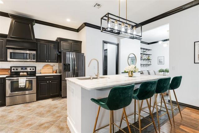 1309 Glen Cove Drive, Edmond, OK 73003