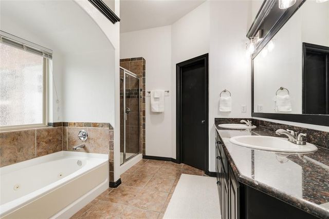1309 Glen Cove Drive, Edmond, OK 73003