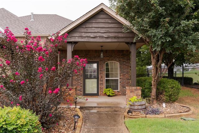 1309 Glen Cove Drive, Edmond, OK 73003