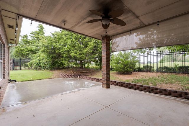 1309 Glen Cove Drive, Edmond, OK 73003