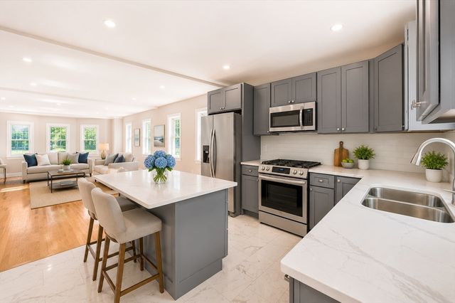 1355 Central St, Stoughton, MA 02072