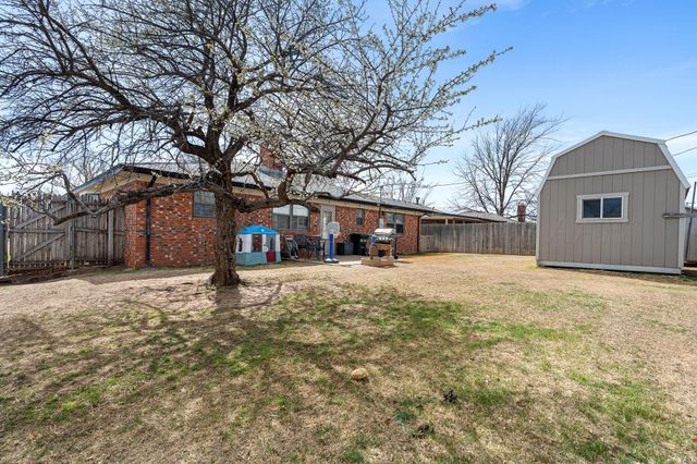 6000 GAINSBOROUGH Road, Amarillo, TX 79106