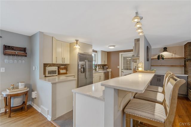 413 Volney Drive, Salina, NY 13212