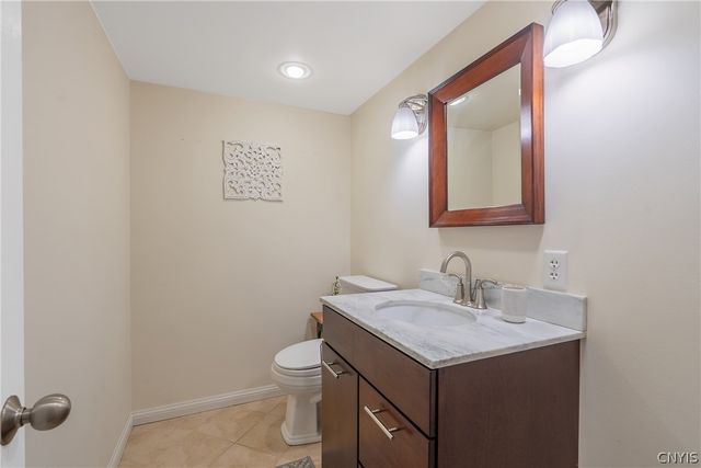 413 Volney Drive, Salina, NY 13212