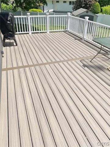 413 Volney Drive, Salina, NY 13212