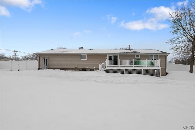 413 Volney Drive, Salina, NY 13212