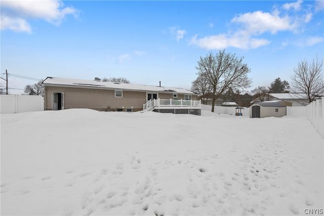 413 Volney Drive, Salina, NY 13212