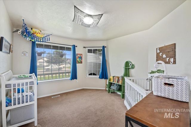 1322 N 14th East, Mountain Home, ID 83647