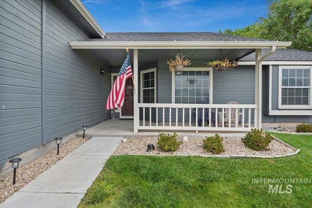 1322 N 14th East, Mountain Home, ID 83647