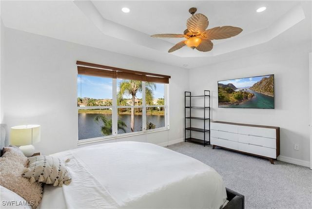 10487 Winged Elm LN, Fort Myers, FL 33913