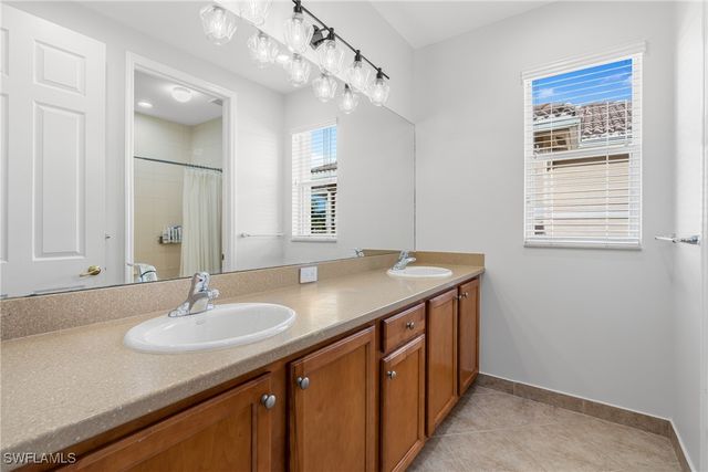 10487 Winged Elm LN, Fort Myers, FL 33913