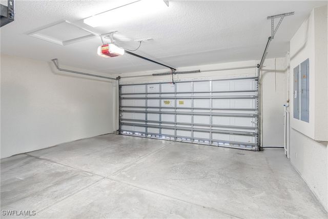 10487 Winged Elm LN, Fort Myers, FL 33913