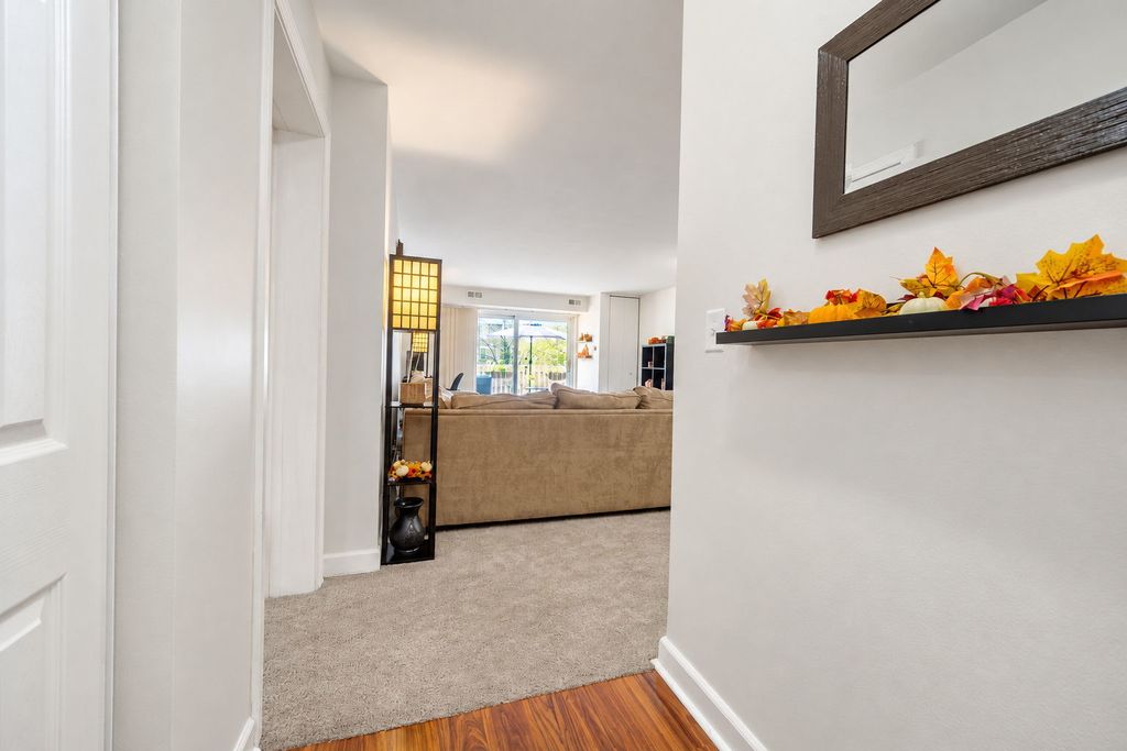 5400 Astor Lane 103, Rolling Meadows, IL 60008 — photo 5