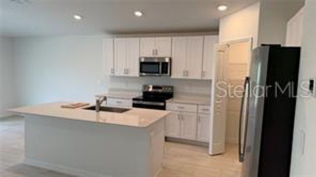 1629 TROPICAL OASIS AVENUE, Plant City, FL 33565
