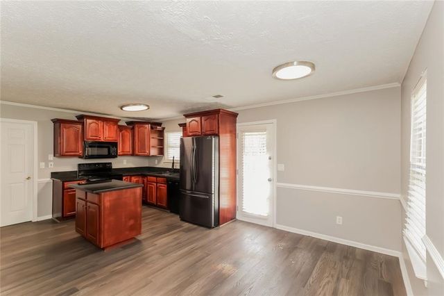 1160 Fairview Road, Stockbridge, GA 30281