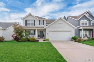 204 Charlestowne Place Drive, St Charles, MO 63301
