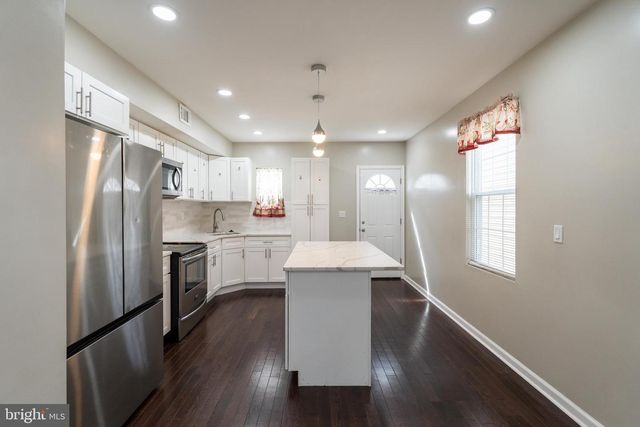 1824 KINSEY STREET, Philadelphia, PA 19124