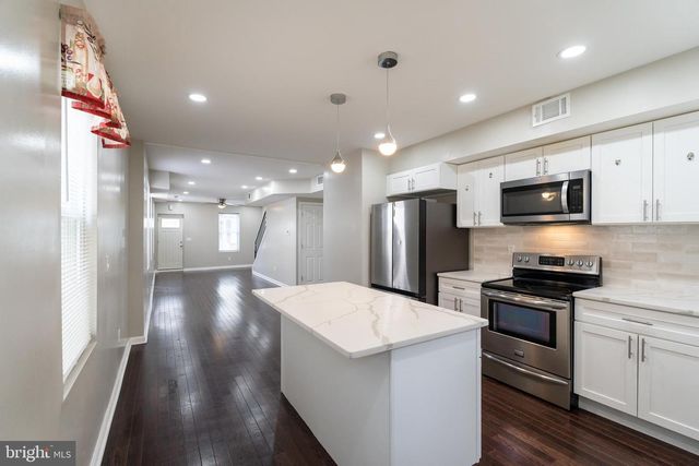 1824 KINSEY STREET, Philadelphia, PA 19124